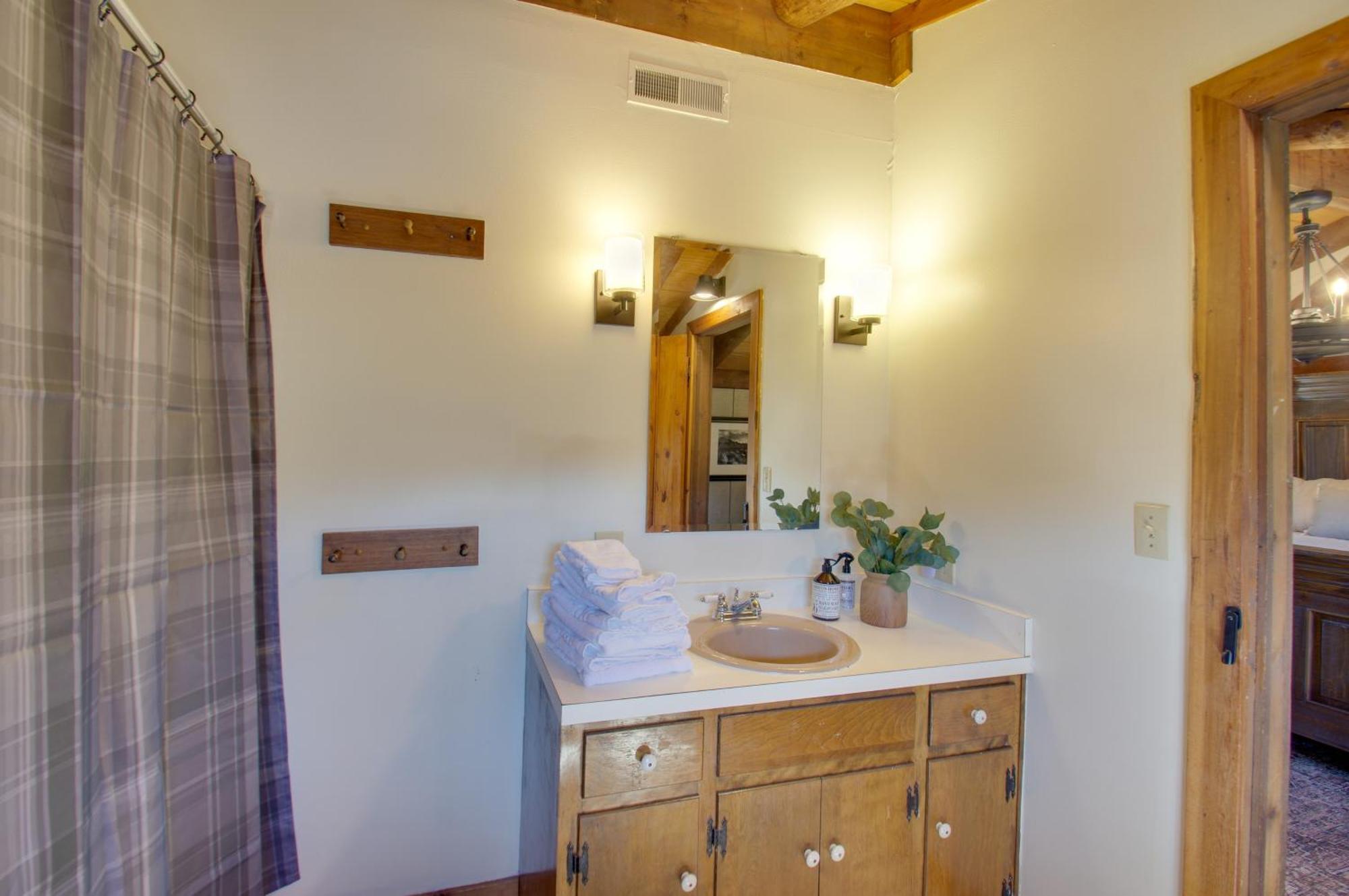 Cozy Log Cabin Getaway With Fire Pit And 3 Acres! Ruckersville Esterno foto