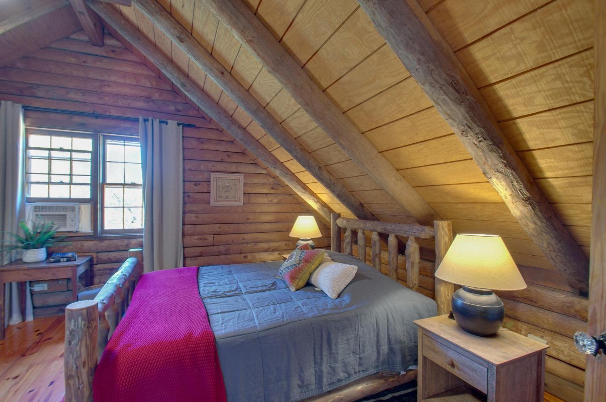 Cozy Log Cabin Getaway With Fire Pit And 3 Acres! Ruckersville Esterno foto