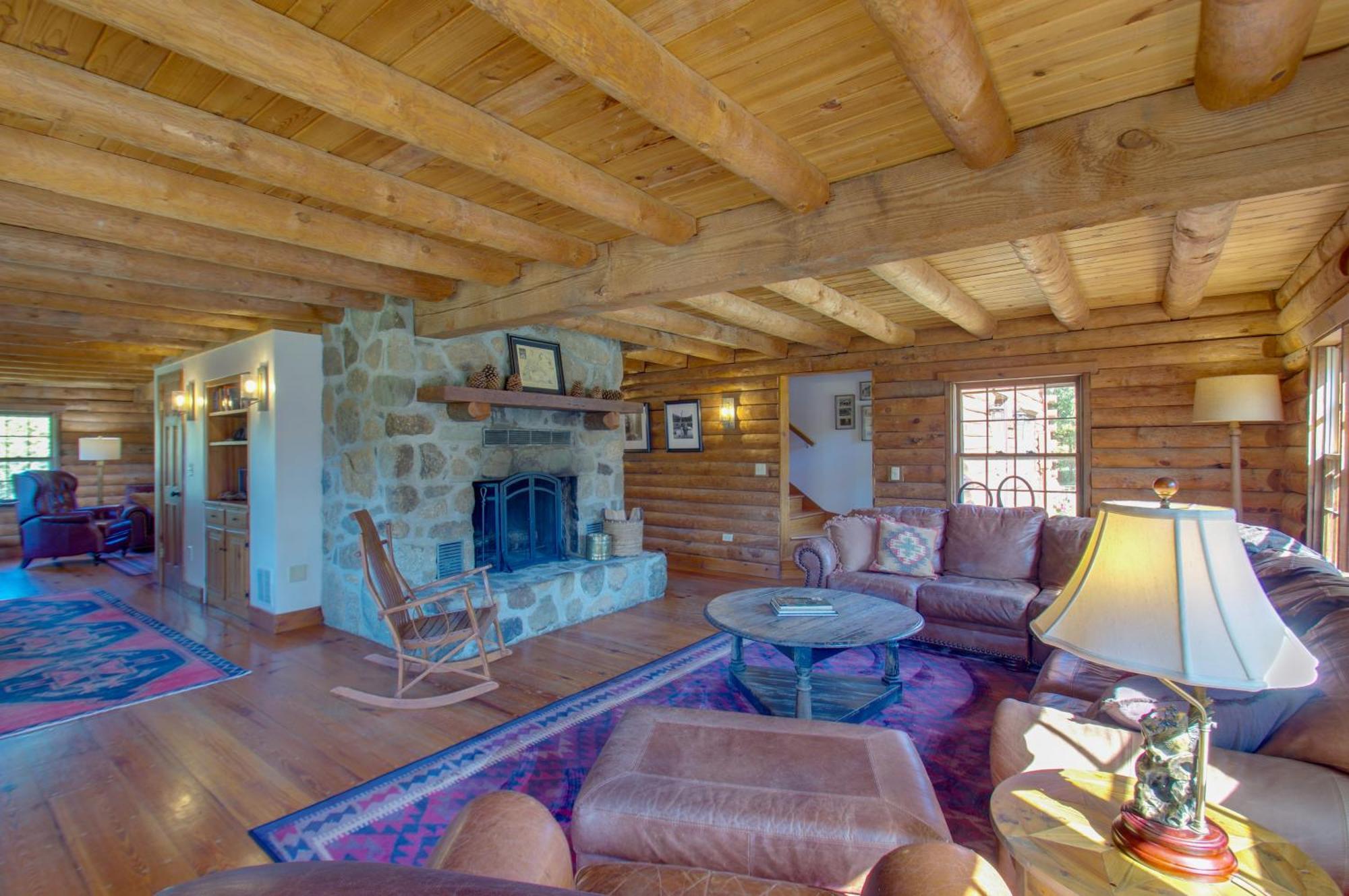 Cozy Log Cabin Getaway With Fire Pit And 3 Acres! Ruckersville Esterno foto